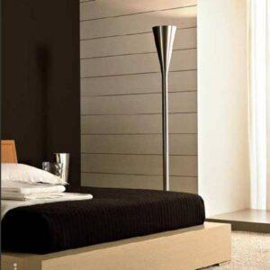 Fontana Arte Luminator stojaca LED lampa